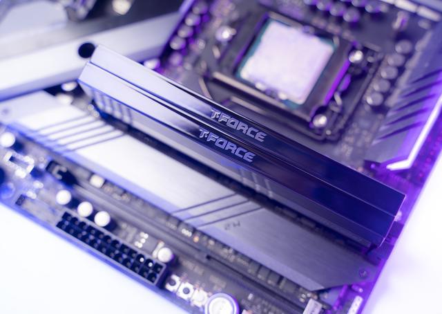 Đập hộp cặp RAM Xtreem ARGB 16GB bus 3200Mhz siêu ngon, LED tràn viền - ảnh 2 dap hop cap ram xtreem argb 16gb bus 3200mhz sieu ngon, led tran vien - anh 2