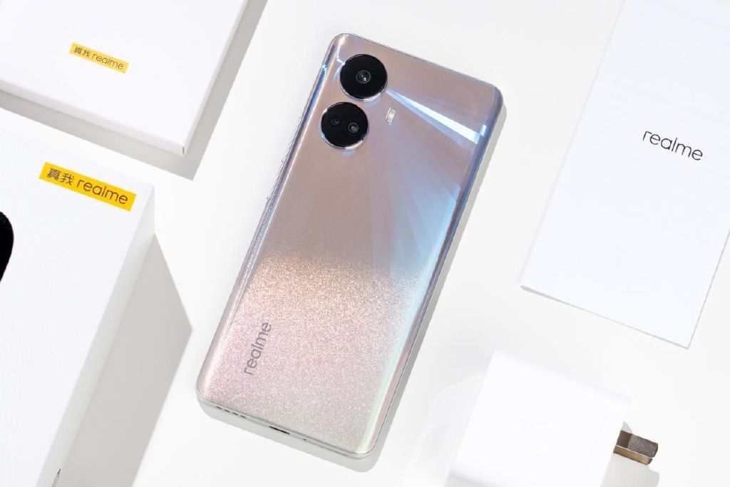 realme 10 Pro và 10 Pro+ ra mắt: Thiết kế giống Huawei, camera 108MP, giá từ 5.5 triệu đồng - Ảnh 4. realme 10 Pro và 10 Pro+ ra mắt: Thiết kế giống Huawei, camera 108MP, giá từ 5.5 triệu đồng - Ảnh 4.