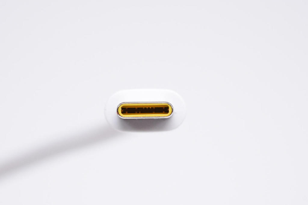 Chi tiết sạc nhanh 210W của Xiaomi: 10 phút đầy pin, dùng 3 chip quản lý sạc và không hề quá nhiệt - Ảnh 11. Chi tiết sạc nhanh 210W của Xiaomi: 10 phút đầy pin, dùng 3 chip quản lý sạc và không hề quá nhiệt - Ảnh 11.