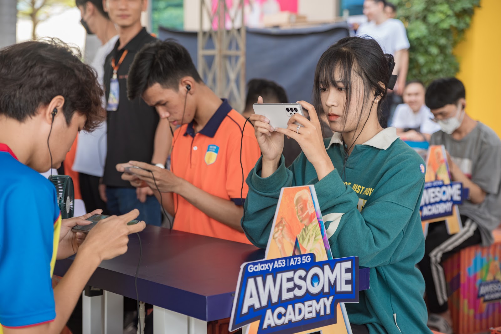 Cực hot: Awesome Academy Tour tiếp tục đổ bộ Trường Đại học HUTECH - Ảnh 7. Cực hot: Awesome Academy Tour tiếp tục đổ bộ Trường Đại học HUTECH - Ảnh 7.