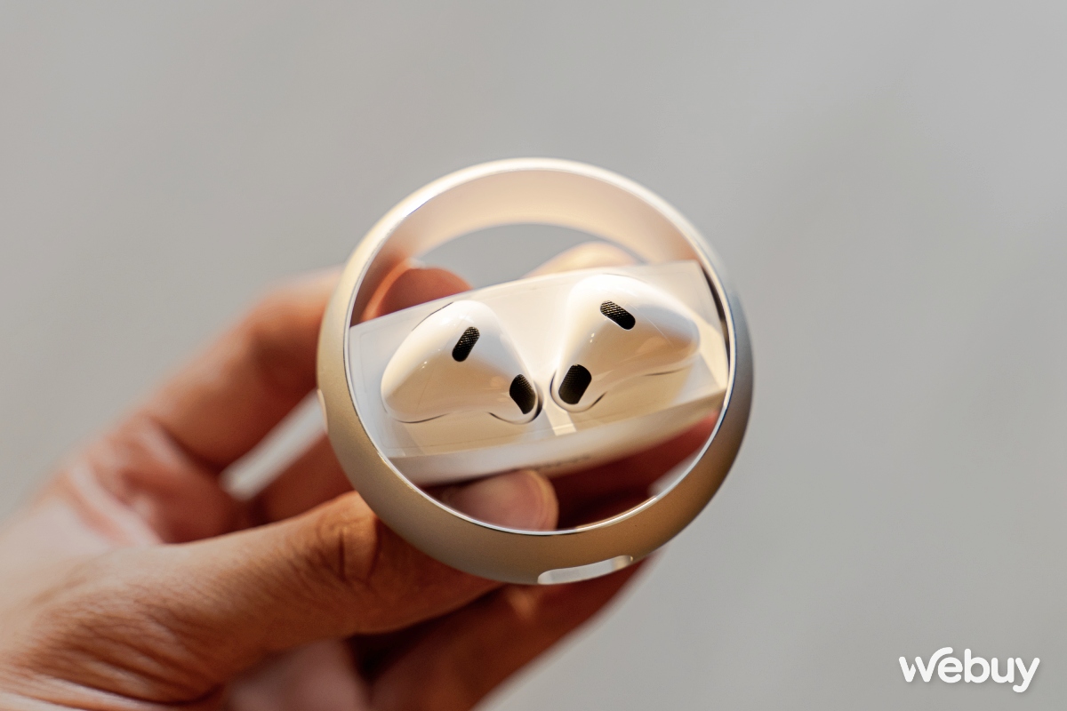 Tai nghe Hoco EW23: Hộp sạc xoay tròn lạ mắt, thiết kế y hệt AirPods 3, giá rất rẻ - Ảnh 8. Tai nghe Hoco EW23: Hộp sạc xoay tròn lạ mắt, thiết kế y hệt AirPods 3, giá rất rẻ - Ảnh 8.