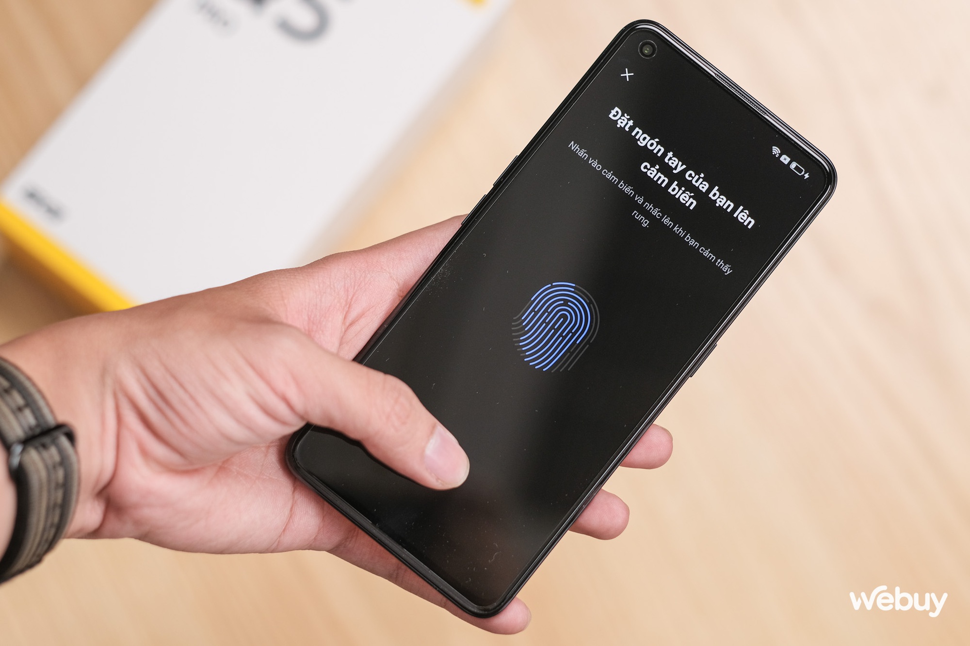 Điện thoại realme giá chỉ hơn 5 triệu nhưng có chip Snapdragon 870, màn hình OLED 120Hz, sạc nhanh 80W - Ảnh 8. Điện thoại realme giá chỉ hơn 5 triệu nhưng có chip Snapdragon 870, màn hình OLED 120Hz, sạc nhanh 80W - Ảnh 8.