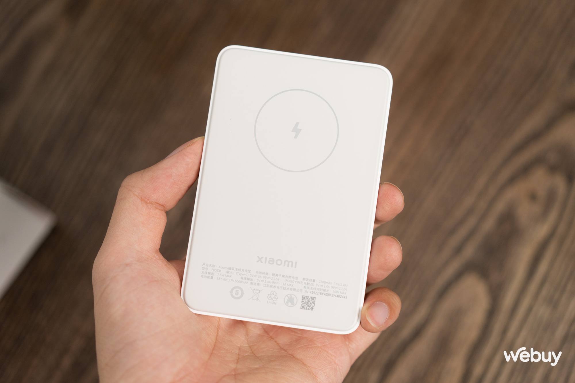 Pin dự phòng MagSafe Xiaomi cho iPhone: Thiết kế gọn nhẹ, dung lượng 5000mAh, giá chưa tới 700,000 đồng - Ảnh 3. Pin dự phòng MagSafe Xiaomi cho iPhone: Thiết kế gọn nhẹ, dung lượng 5000mAh, giá chưa tới 700,000 đồng - Ảnh 3.