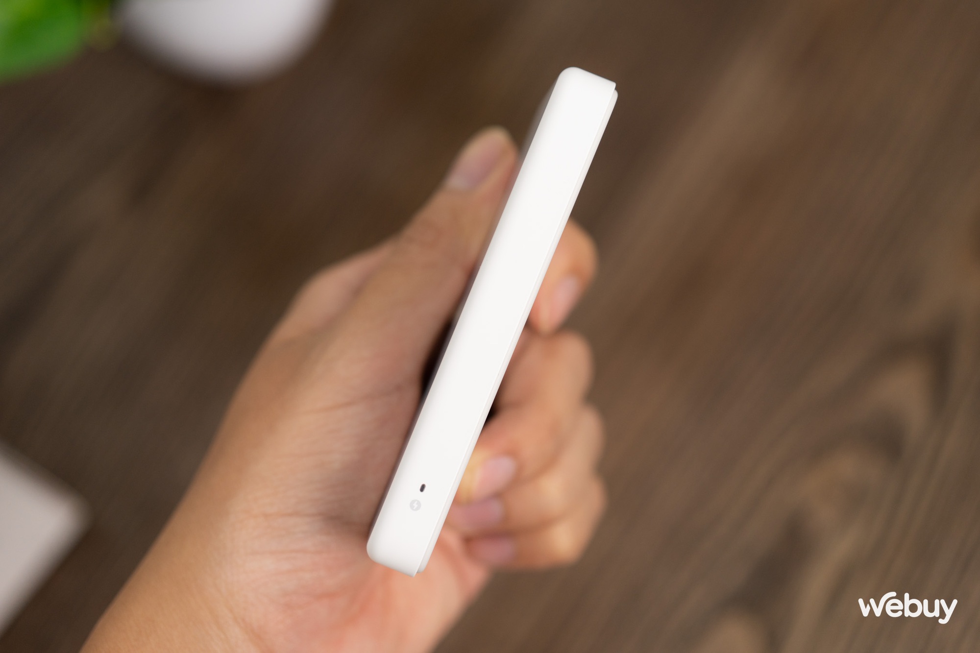 Pin dự phòng MagSafe Xiaomi cho iPhone: Thiết kế gọn nhẹ, dung lượng 5000mAh, giá chưa tới 700,000 đồng - Ảnh 6. Pin dự phòng MagSafe Xiaomi cho iPhone: Thiết kế gọn nhẹ, dung lượng 5000mAh, giá chưa tới 700,000 đồng - Ảnh 6.