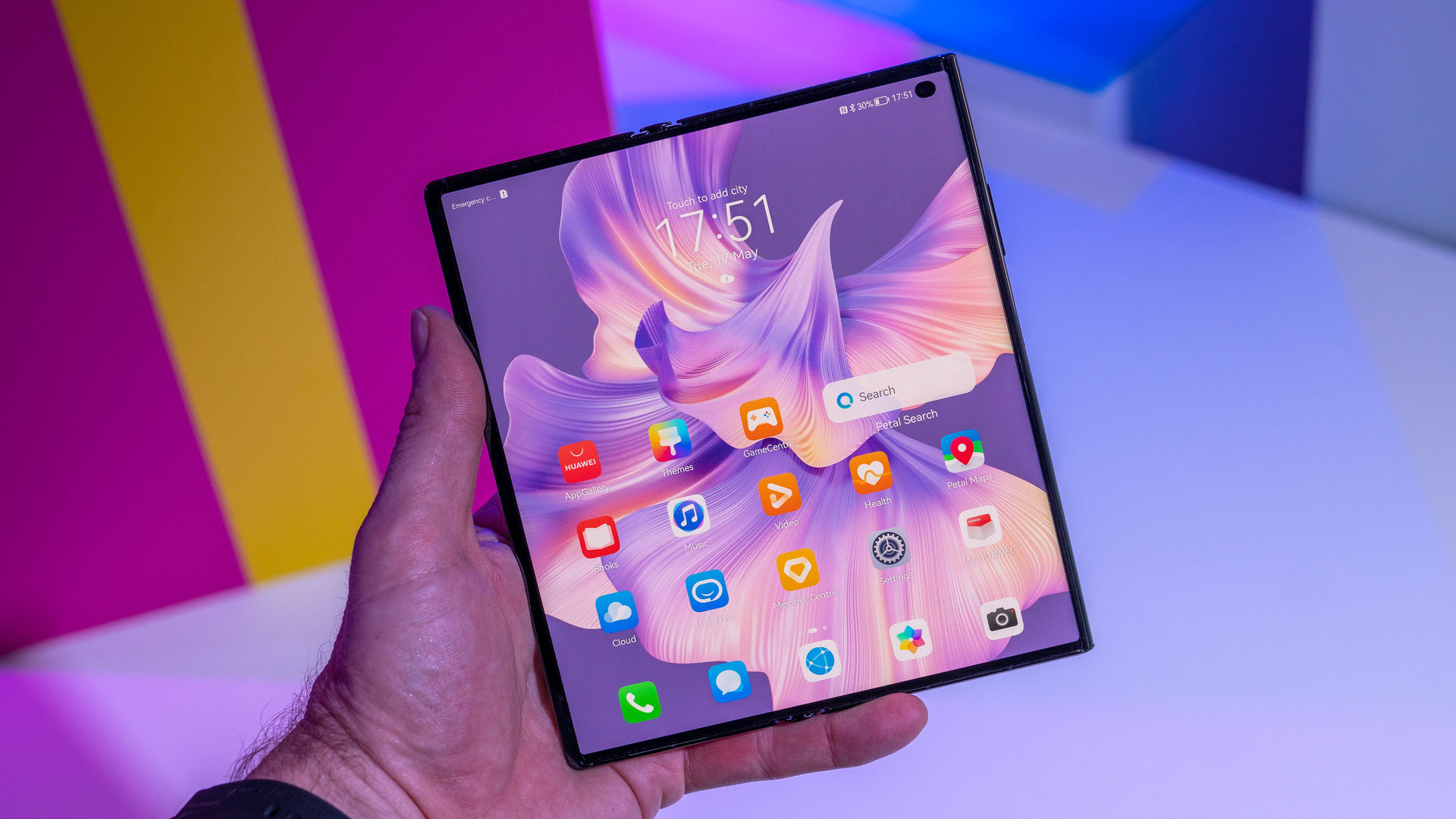 7 thách thức smartphone màn hình gập phải giải quyết để xứng tầm cách mạng công nghệ - Ảnh 6. 7 thách thức smartphone màn hình gập phải giải quyết để xứng tầm cách mạng công nghệ - Ảnh 6.