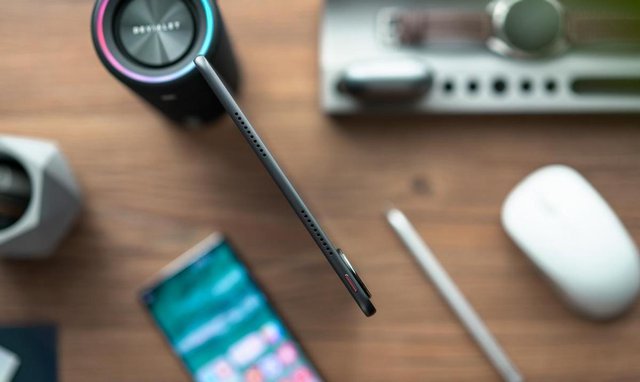 Ảnh thực tế Huawei MatePad Pro 11 inch: Thiết kế đẹp cùng màn hình viền siêu mỏng - Ảnh 5. Ảnh thực tế Huawei MatePad Pro 11 inch: Thiết kế đẹp cùng màn hình viền siêu mỏng - Ảnh 5.