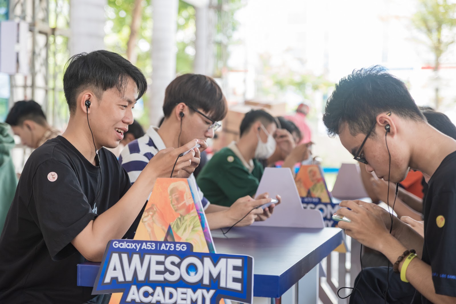 Cực hot: Awesome Academy Tour tiếp tục đổ bộ Trường Đại học HUTECH - Ảnh 10. Cực hot: Awesome Academy Tour tiếp tục đổ bộ Trường Đại học HUTECH - Ảnh 10.