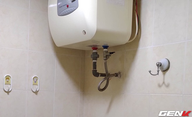 Suýt mất mạng vì nổ bình nóng lạnh dù đã lắp aptomat chống giật, công tắc thông minh đắt tiền - vậy phải làm sao??? - Ảnh 8. Suýt mất mạng vì nổ bình nóng lạnh dù đã lắp aptomat chống giật, công tắc thông minh đắt tiền - vậy phải làm sao??? - Ảnh 8.
