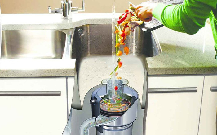 Máy nghiền rác bồn rửa giúp chị em khỏi lo tắc cống, nhưng lý do gì khiến nhiều người dùng xong khuyên tháo ngay? - Ảnh 2. Máy nghiền rác bồn rửa giúp chị em khỏi lo tắc cống, nhưng lý do gì khiến nhiều người dùng xong khuyên tháo ngay? - Ảnh 2.
