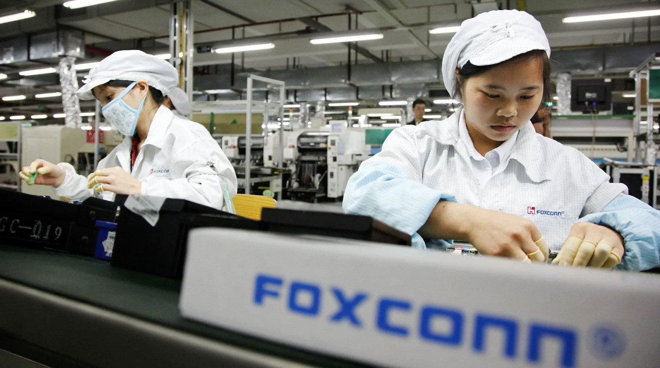 Apple đã chuyển 11 nhà máy trong chuỗi cung ứng của họ sang Việt Nam - Ảnh 2. Apple đã chuyển 11 nhà máy trong chuỗi cung ứng của họ sang Việt Nam - Ảnh 2.
