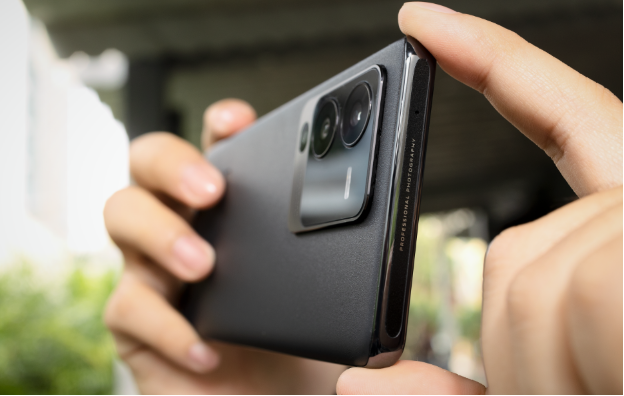 vivo ra mắt V25 Pro: smartphone nhiếp ảnh, hiệu năng mạnh mẽ, thiết kế xứng tầm flagship - Ảnh 2. vivo ra mắt V25 Pro: smartphone nhiếp ảnh, hiệu năng mạnh mẽ, thiết kế xứng tầm flagship - Ảnh 2.