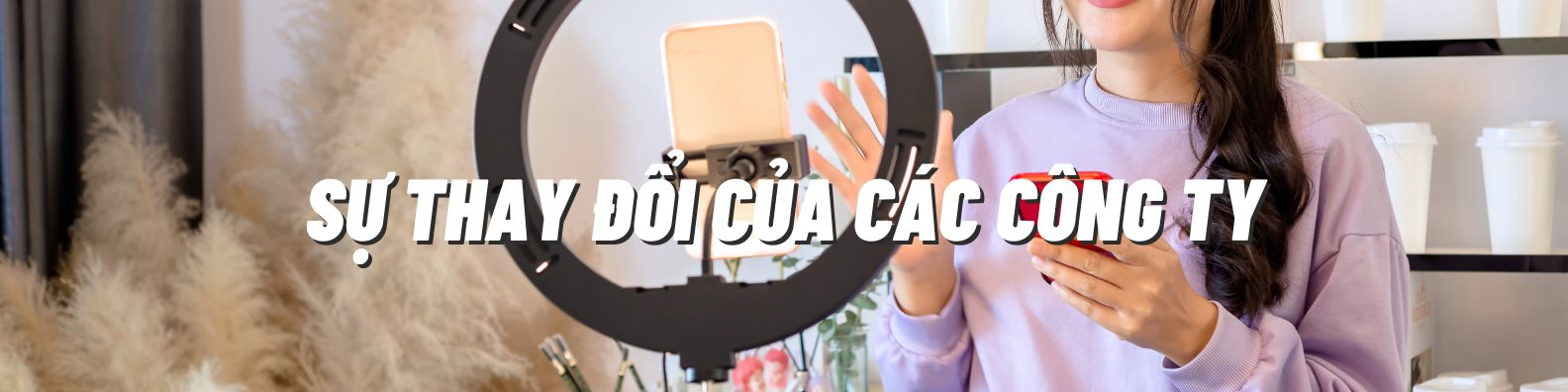 Những ‘ông vua’, ‘bà hoàng’ livestream hết thời: Ngày Độc thân năm ngoái bán cả tỷ sản phẩm, năm nay bị cấm khỏi mọi ‘mặt trận’ - Ảnh 3. Những ‘ông vua’, ‘bà hoàng’ livestream hết thời: Ngày Độc thân năm ngoái bán cả tỷ sản phẩm, năm nay bị cấm khỏi mọi ‘mặt trận’ - Ảnh 3.