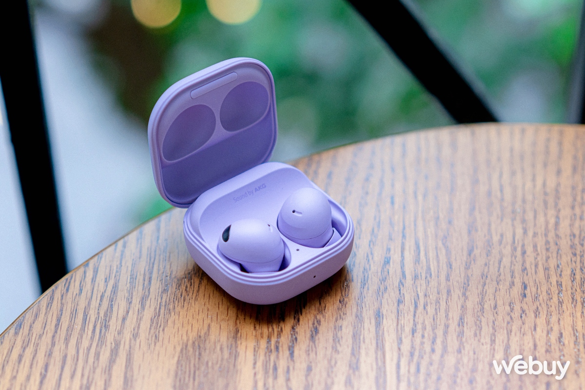 Có tầm 4 triệu mua tai nghe chống ồn Apple, Sony, Samsung, Huawei hay JBL cho ưng ý? - Ảnh 2. Có tầm 4 triệu mua tai nghe chống ồn Apple, Sony, Samsung, Huawei hay JBL cho ưng ý? - Ảnh 2.