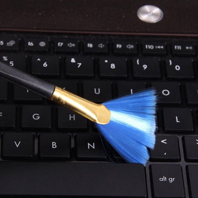 1mwkd9i9k0uc3-1 vệ sinh laptop