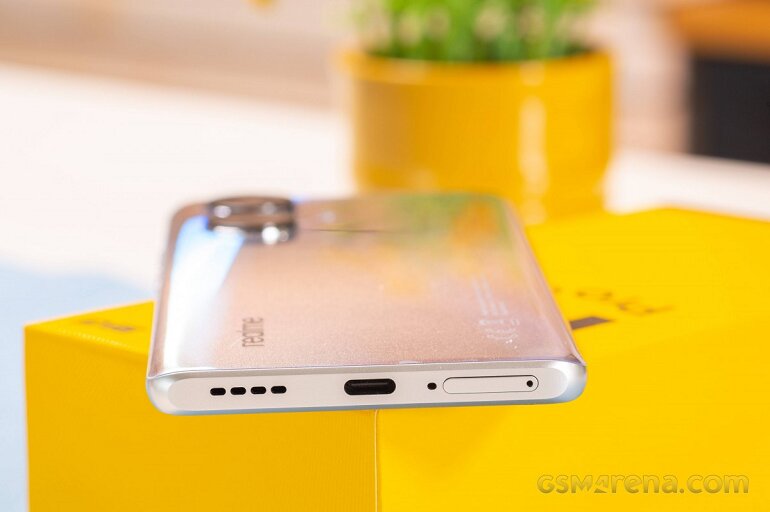 70qbe9rp6b5zv-1 dung lượng pin của realme 10 pro plus
