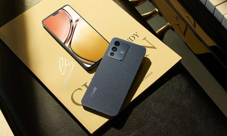 j2tvgu8b49s9g-1 Vivo V23 giá bao nhiêu