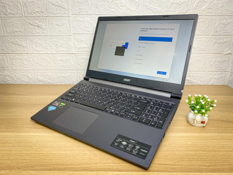 laptop-acer-aspire-7-a715-42g-r4xx-2-1 laptop acer aspire 7 a715-42g-r4xx