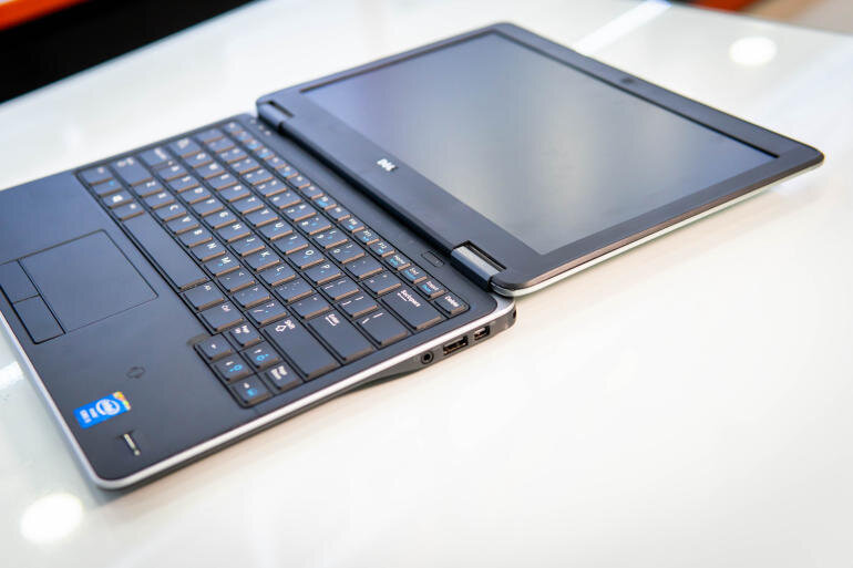 laptop-dell-e7240-2 laptop dell e7240