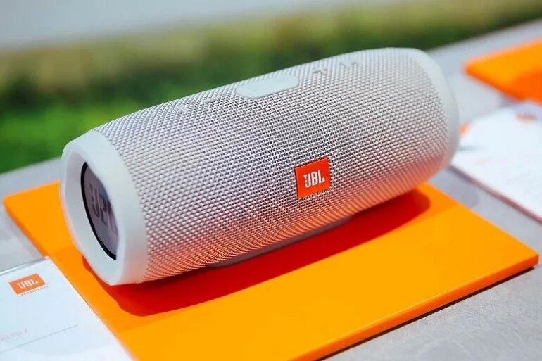 loa-cam-tay-jbl-4-1 loa cầm tay JBL