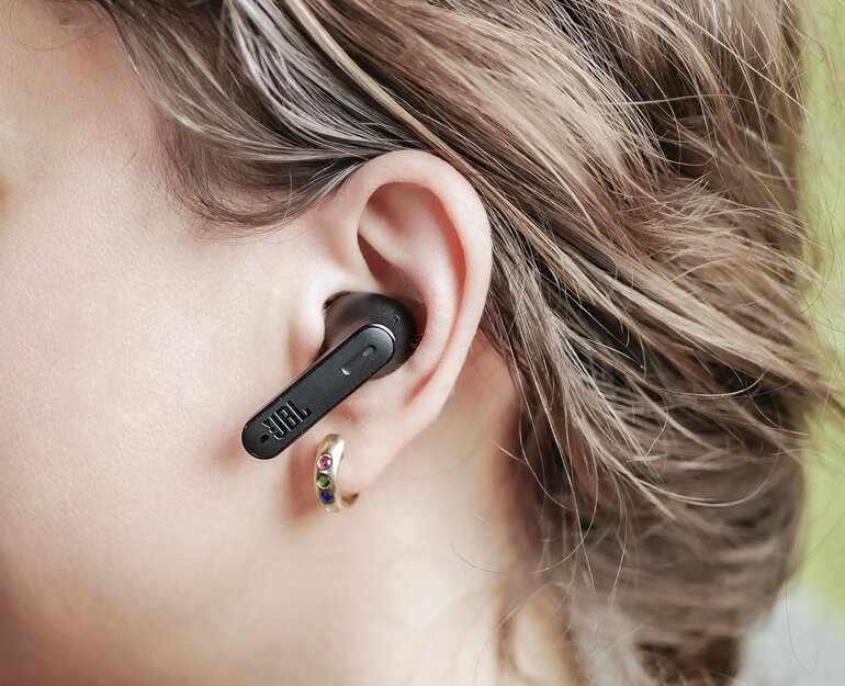 n53kh8wa71jju-1 JBL T230NC